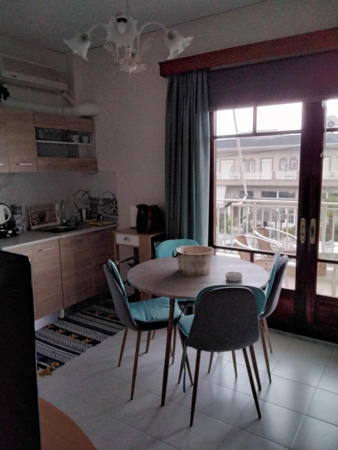 דירות פרבזה Αlexandras House מראה חיצוני תמונה