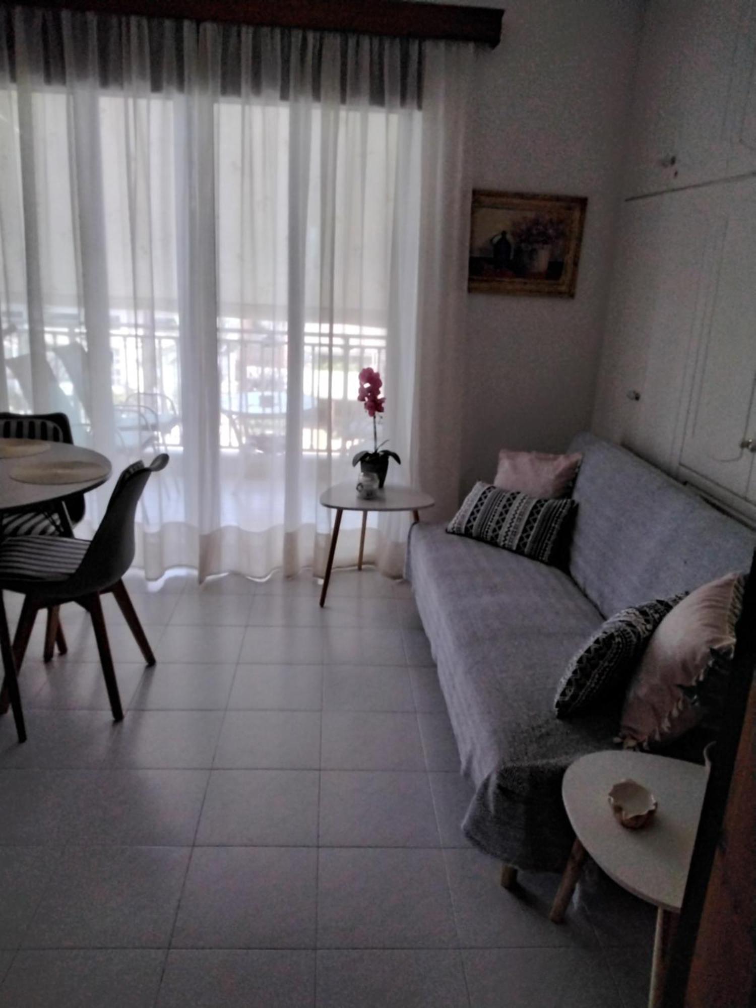דירות פרבזה Αlexandras House מראה חיצוני תמונה