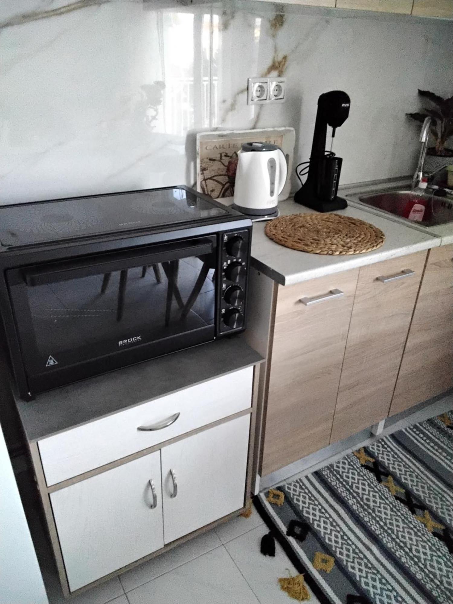דירות פרבזה Αlexandras House מראה חיצוני תמונה